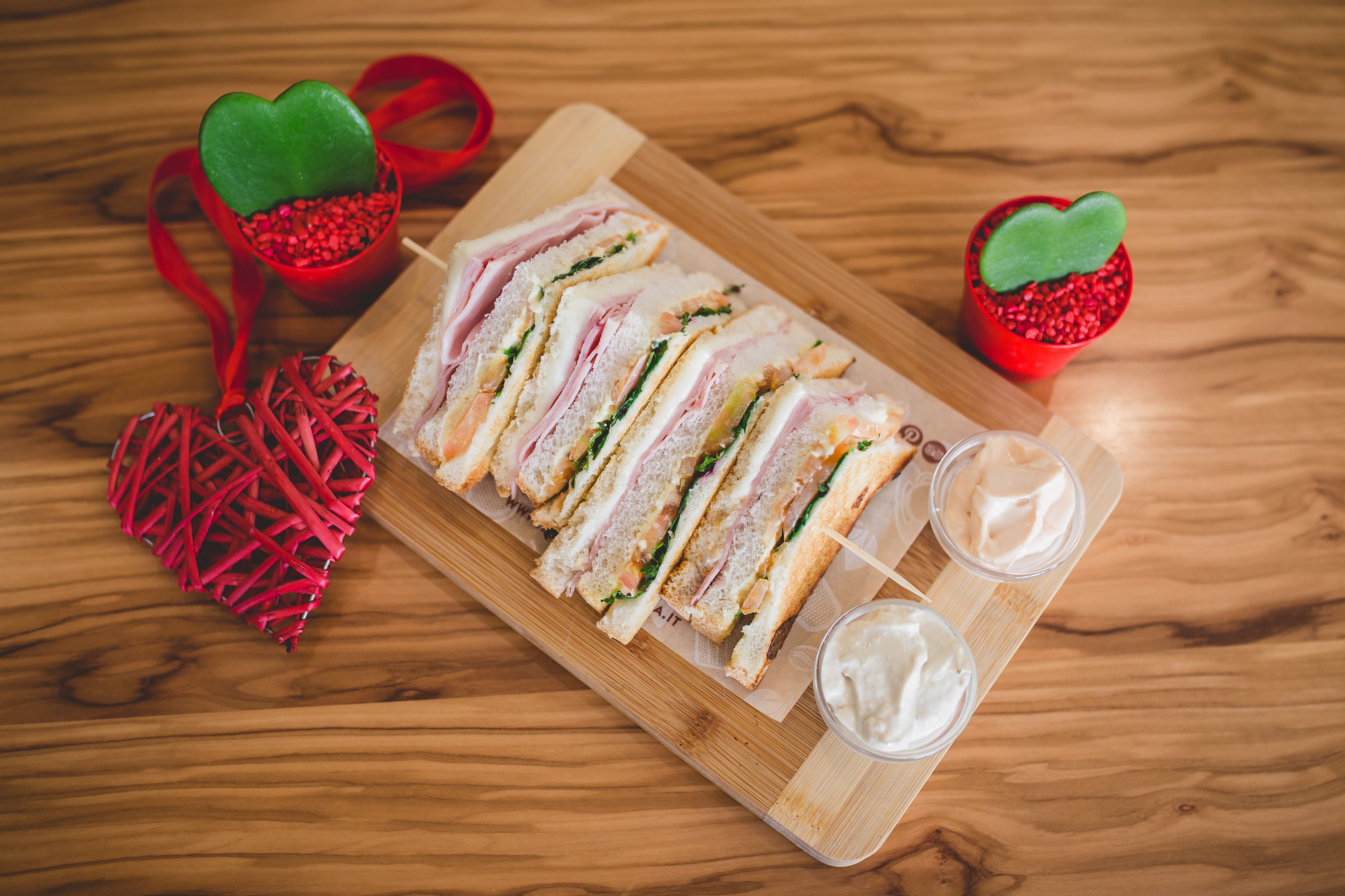 toasteria italiana club sandwich san valentino 1